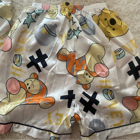 NWOT Satin  pyjama Winnie the Pooh set top and bottom size S - Picture 3 of 3